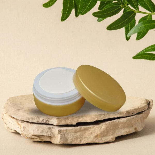 Whitening Glow Zafaran Cream – For Radiant, Even-Toned Skin